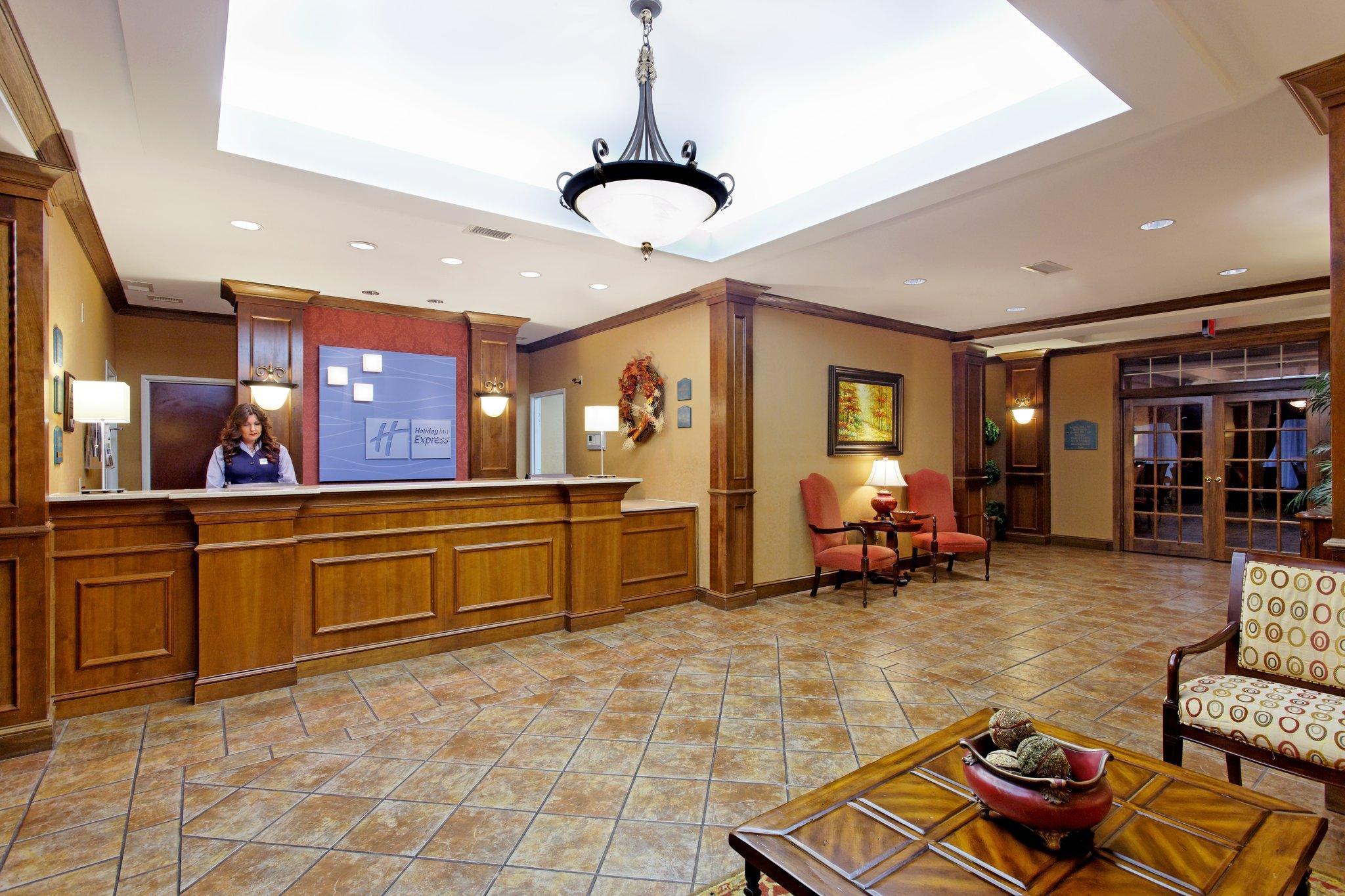 Holiday Inn Express & Suites Tupelo By Ihg Eksteriør bilde
