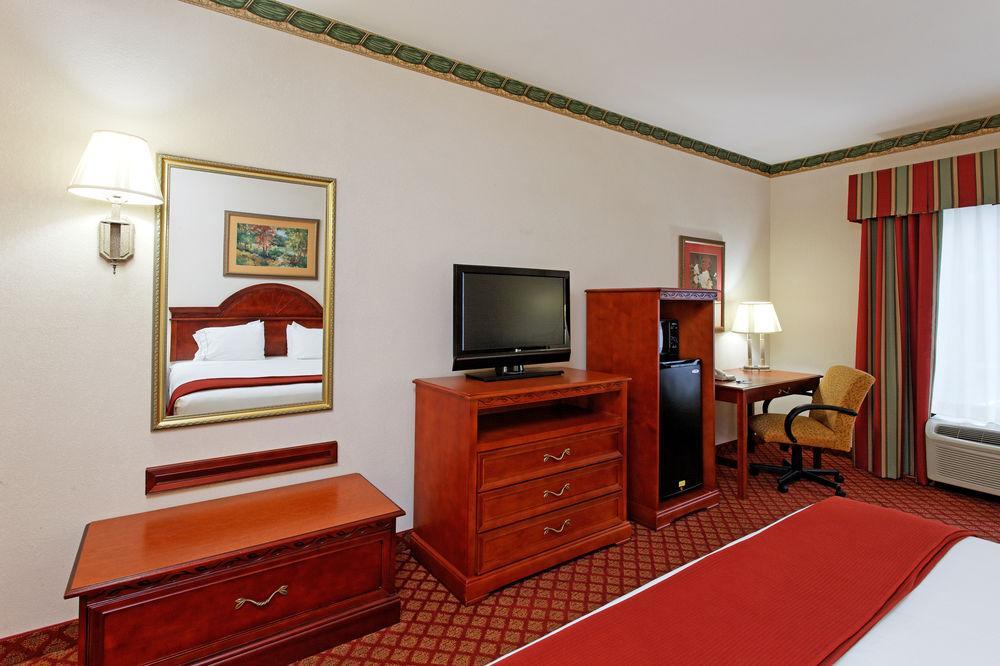 Holiday Inn Express & Suites Tupelo By Ihg Eksteriør bilde